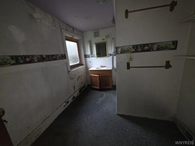 6401 East Avon Lima Road, Avon, NY 14414