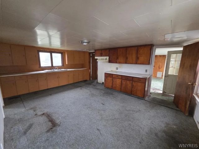 6401 East Avon Lima Road, Avon, NY 14414