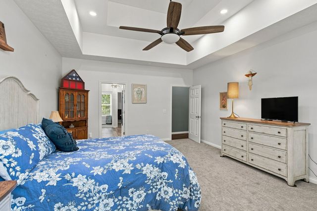 1004 Cross Creek Ct, Hendersonville, TN 37075