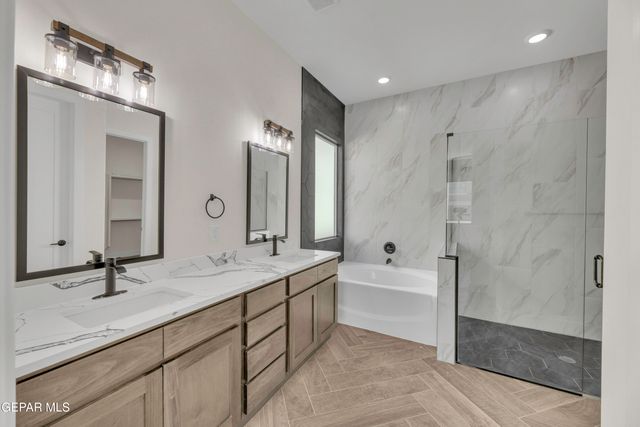 1404 HARLAN POINT Place, El Paso, TX 79928