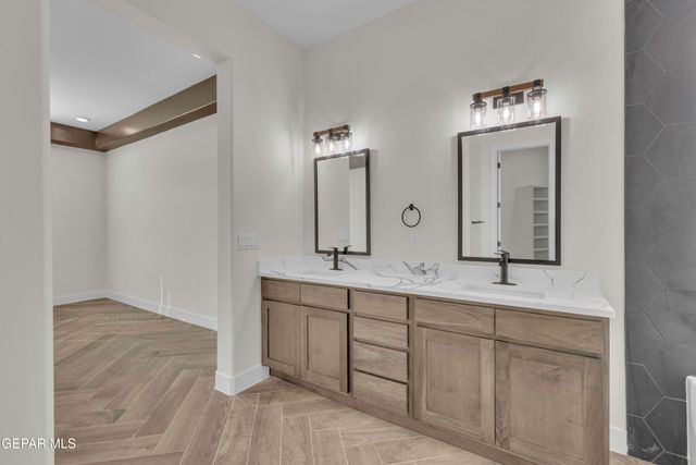 1404 HARLAN POINT Place, El Paso, TX 79928