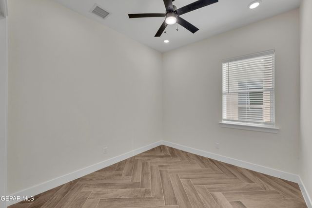 1404 HARLAN POINT Place, El Paso, TX 79928