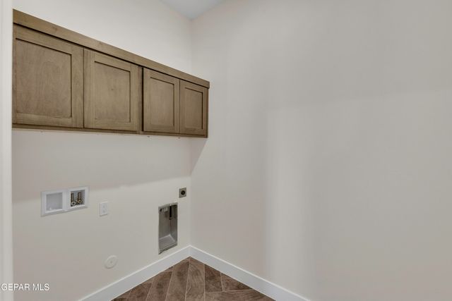 1404 HARLAN POINT Place, El Paso, TX 79928