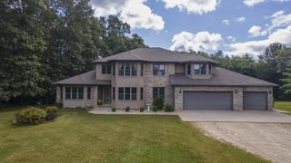 703 SANDY PINES COURT, Redgranite, WI 54970
