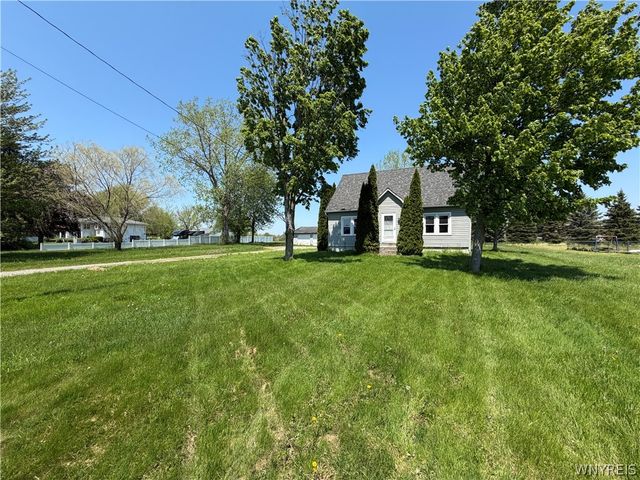 7453 Lincoln Avenue Extension, Lockport Town, NY 14094