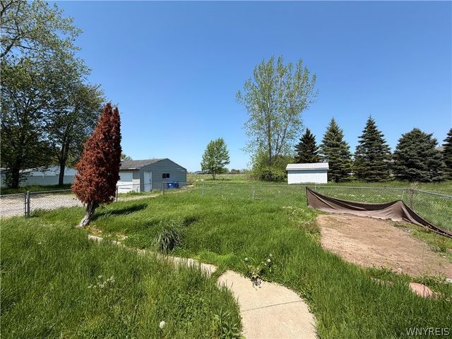 7453 Lincoln Avenue Extension, Lockport Town, NY 14094