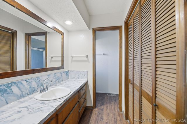 29113 Blue Ridge Drive, Sand Springs, OK 74063