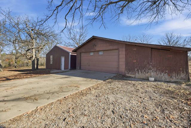 29113 Blue Ridge Drive, Sand Springs, OK 74063