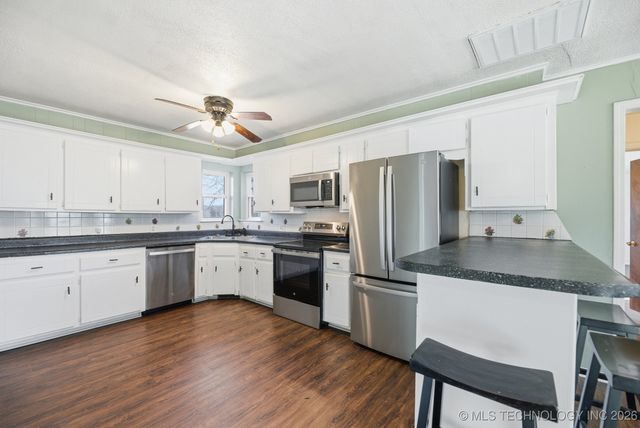 29113 Blue Ridge Drive, Sand Springs, OK 74063