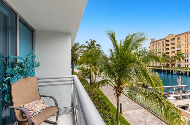 2950 NE 188th Street 122, Aventura, FL 33180