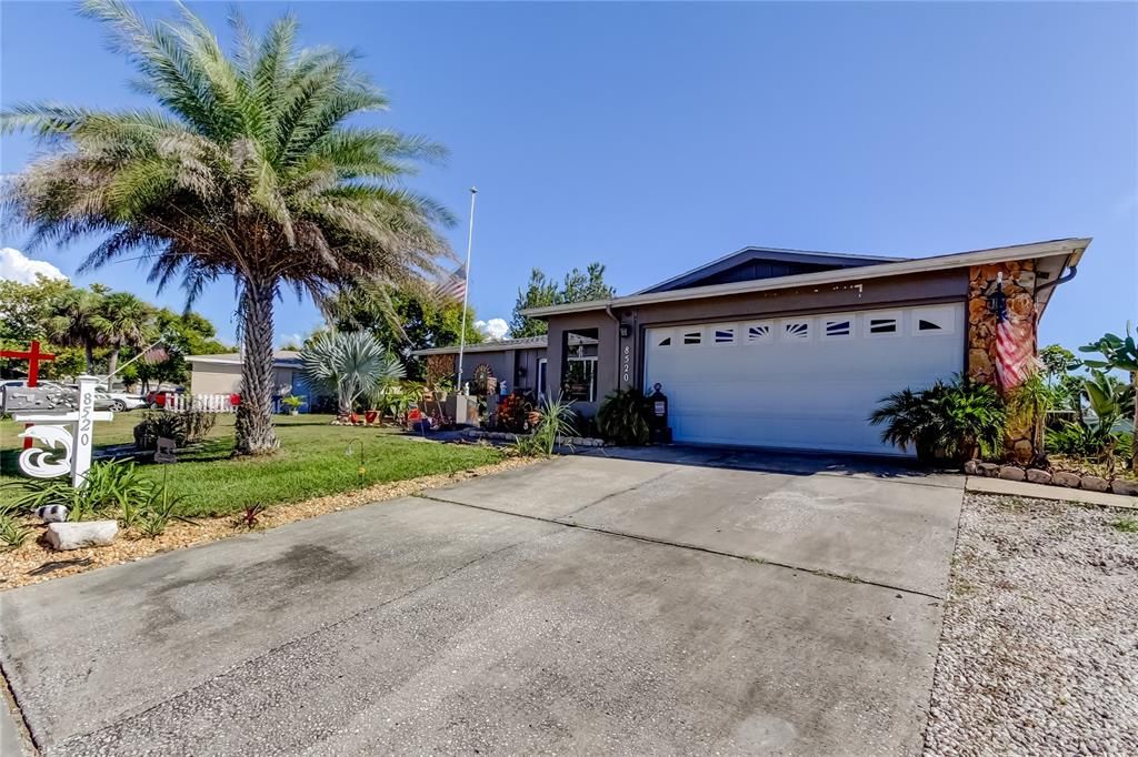 8520 NEWTON DRIVE, Port Richey, FL 34668