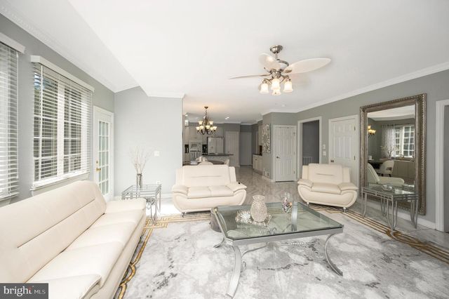 16005 KINGS MOUNTAIN RD, Woodbridge, VA 22191
