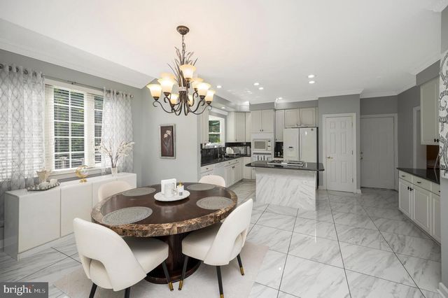 16005 KINGS MOUNTAIN RD, Woodbridge, VA 22191