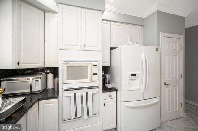 16005 KINGS MOUNTAIN RD, Woodbridge, VA 22191