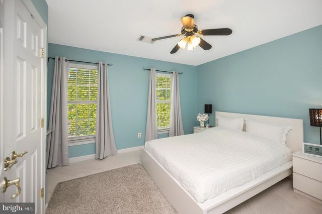 16005 KINGS MOUNTAIN RD, Woodbridge, VA 22191