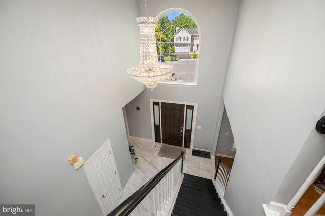 16005 KINGS MOUNTAIN RD, Woodbridge, VA 22191
