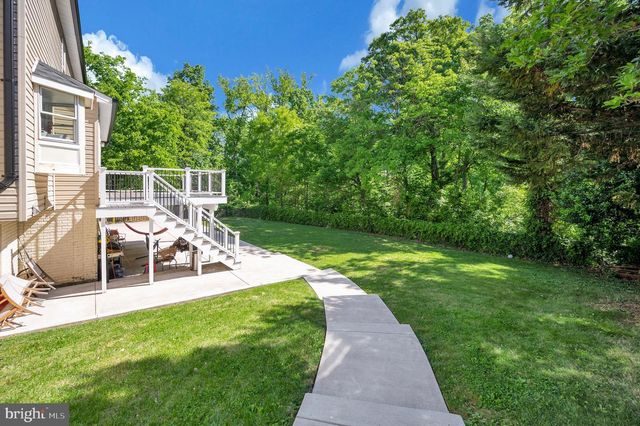 16005 KINGS MOUNTAIN RD, Woodbridge, VA 22191