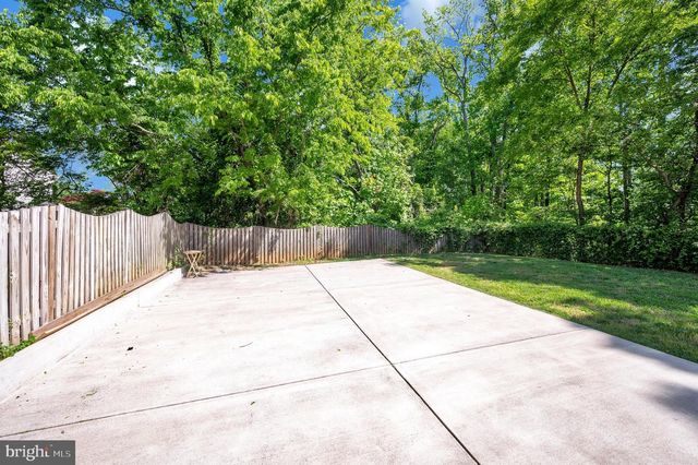 16005 KINGS MOUNTAIN RD, Woodbridge, VA 22191