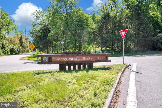 16005 KINGS MOUNTAIN RD, Woodbridge, VA 22191
