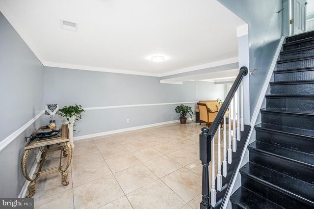 16005 KINGS MOUNTAIN RD, Woodbridge, VA 22191
