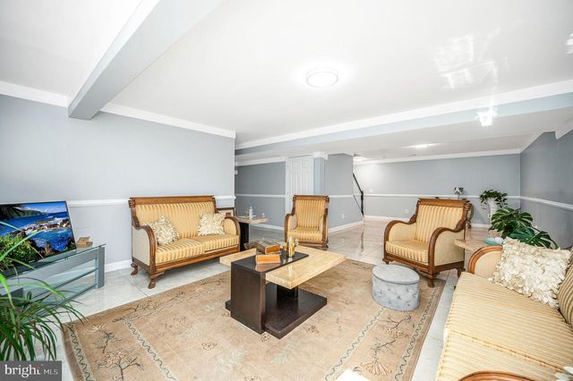 16005 KINGS MOUNTAIN RD, Woodbridge, VA 22191