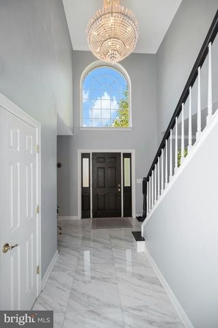 16005 KINGS MOUNTAIN RD, Woodbridge, VA 22191