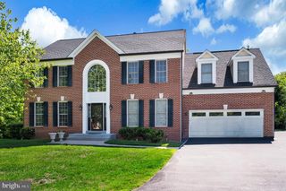 16005 KINGS MOUNTAIN RD, Woodbridge, VA 22191