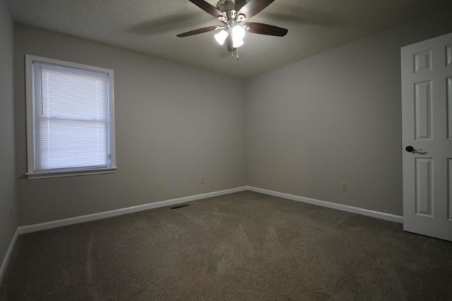 204 Hunter Dr, Columbia, TN 38401