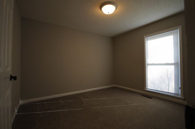 204 Hunter Dr, Columbia, TN 38401