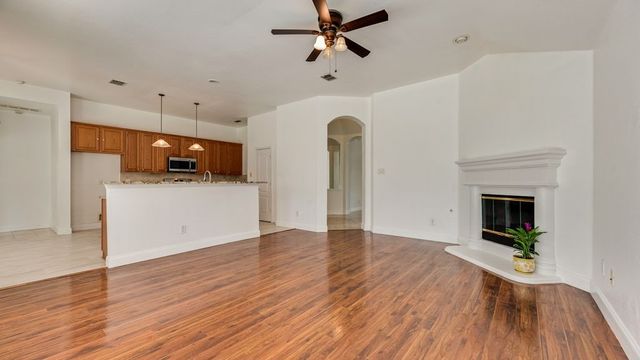 2311 Forest Park Circle, Mansfield, TX 76063