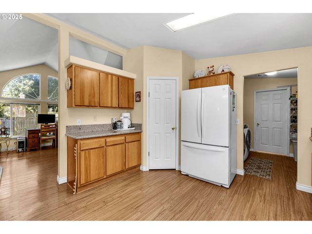 12101 Ne 99TH Ave, Vancouver, WA 98662