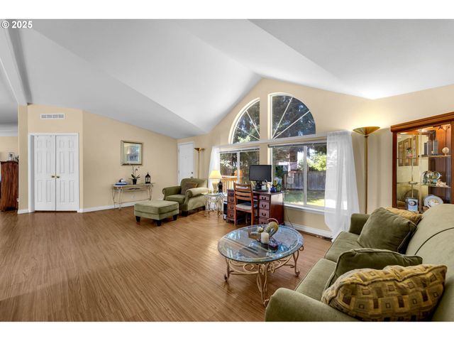 12101 Ne 99TH Ave, Vancouver, WA 98662
