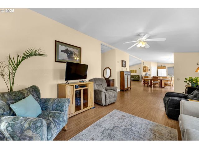 12101 Ne 99TH Ave, Vancouver, WA 98662