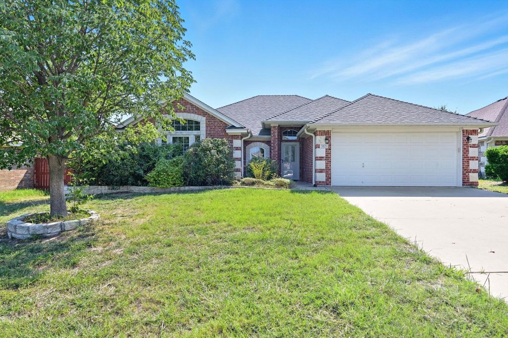 2021 Stonehenge DR, Harker Heights, TX 76548