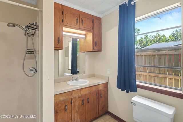 210 Gates Avenue, Long Beach, MS 39560