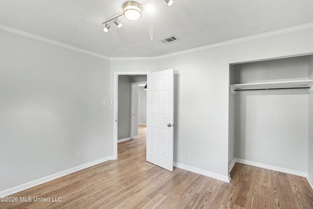210 Gates Avenue, Long Beach, MS 39560