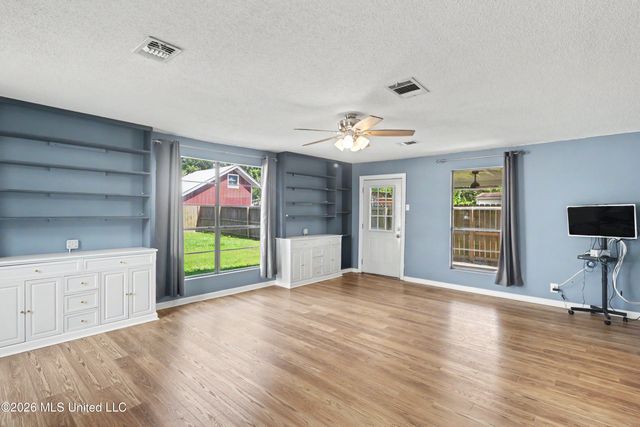 210 Gates Avenue, Long Beach, MS 39560