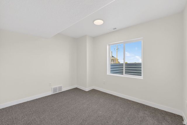 594 E SKYLINE, Tooele, UT 84074