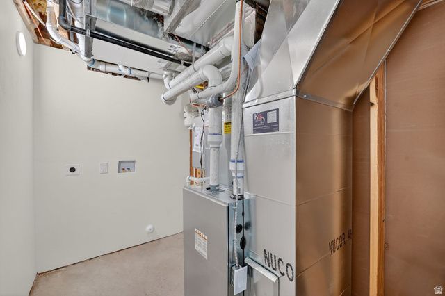 594 E SKYLINE, Tooele, UT 84074