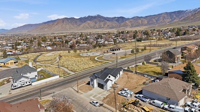 594 E SKYLINE, Tooele, UT 84074