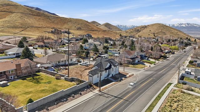594 E SKYLINE, Tooele, UT 84074