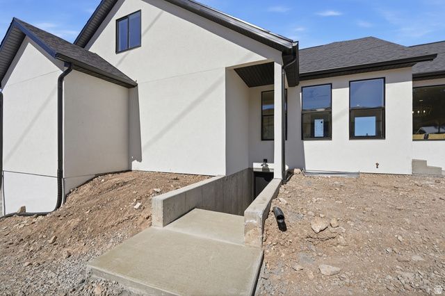 594 E SKYLINE, Tooele, UT 84074