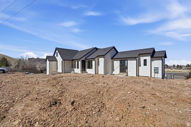 594 E SKYLINE, Tooele, UT 84074