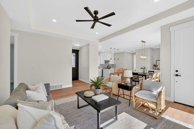 594 E SKYLINE, Tooele, UT 84074