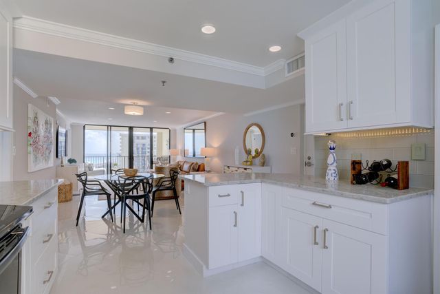 200 Ocean Trail Way 910, Jupiter, FL 33477