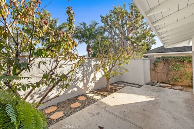 1423 Santiago Drive, Newport Beach, CA 92660