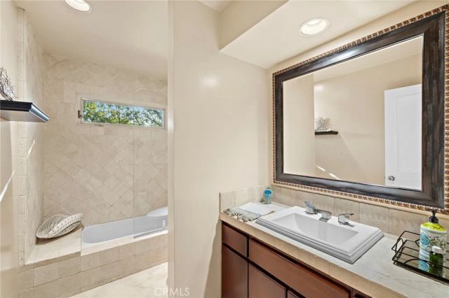 1423 Santiago Drive, Newport Beach, CA 92660