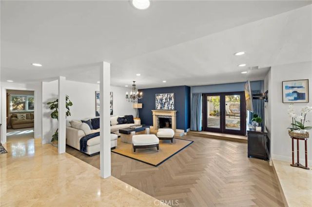 1423 Santiago Drive, Newport Beach, CA 92660