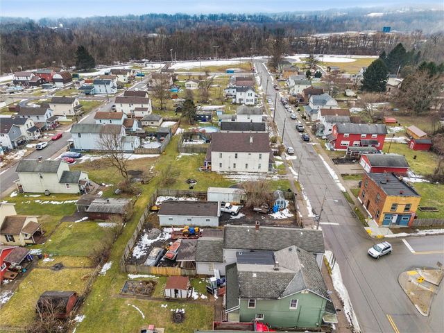 203 S Liberty St, New Castle, PA 16102