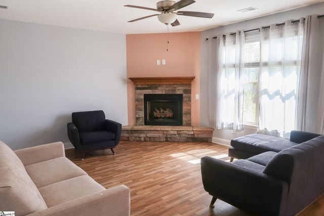 793 Silver Pines Lane, Duncan, SC 29334